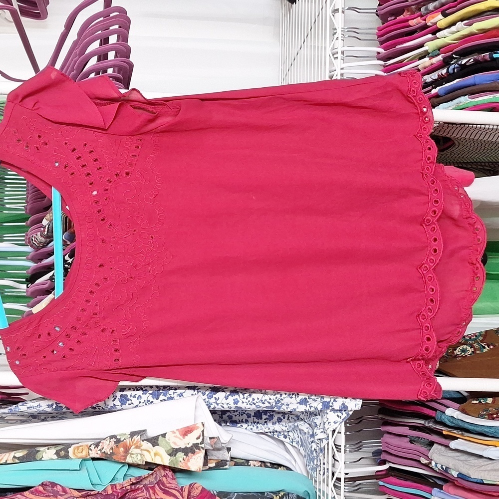 Xhilaration LARGE RED BLOUSE